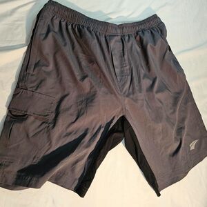 NWT EZRun Biker Shorts Men's Size L Padded Cycling Zippered Pockets Cargo